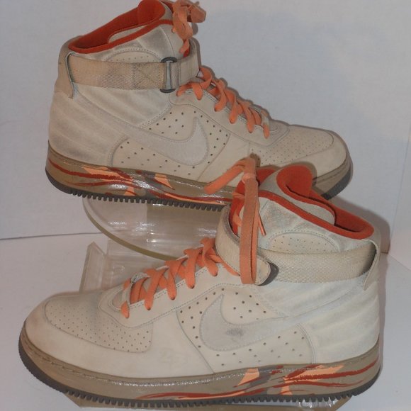 THE BEST OF BOTH WORLDS NIKE'S SPECIAL EDITION - Picture 3 of 9